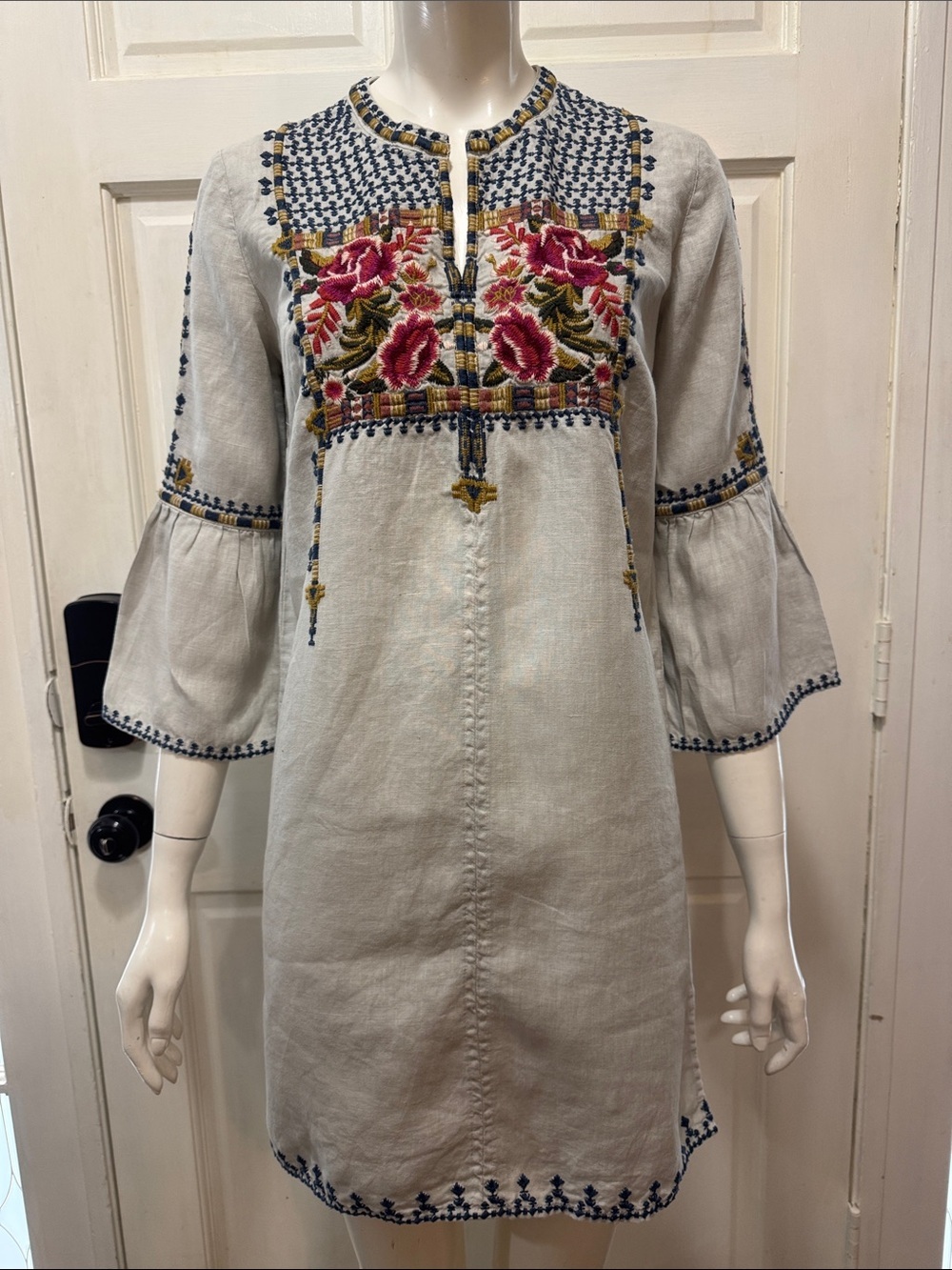 JOHNNY WAS Axon Linen
Embroidered Tunic Dress Light
Grey Gray Size XSmall